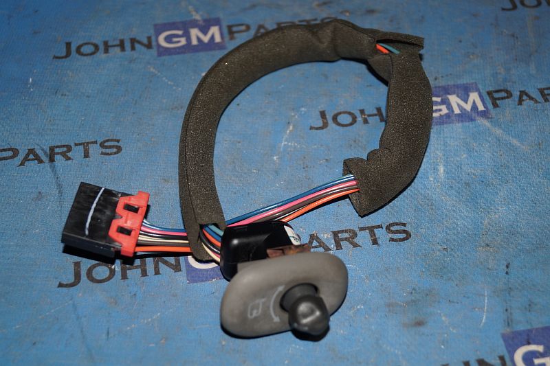 картинка Переключатель регулировки зеркал 15040507 Chevrolet Trailblazer от магазина JohnGMparts