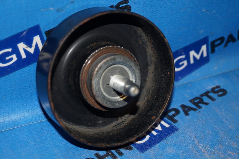 картинка Ролик обводной 12580771 Cadillac Escalade GMT800 от магазина JohnGMparts
