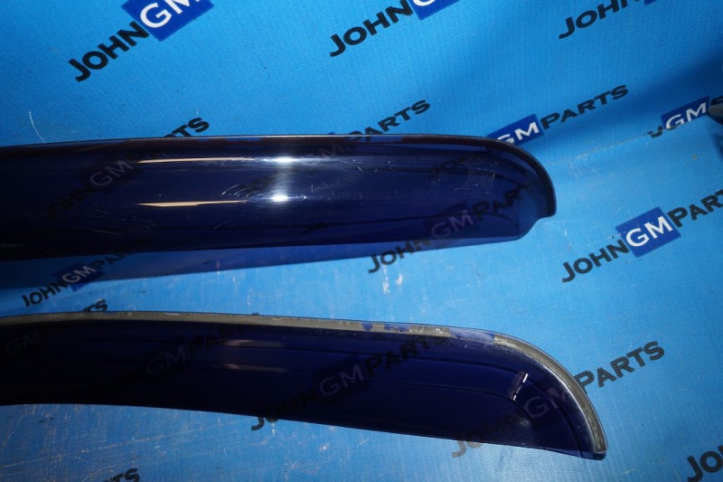 картинка Ветровики передние Chevrolet Tahoe GMT800 от магазина JohnGMparts