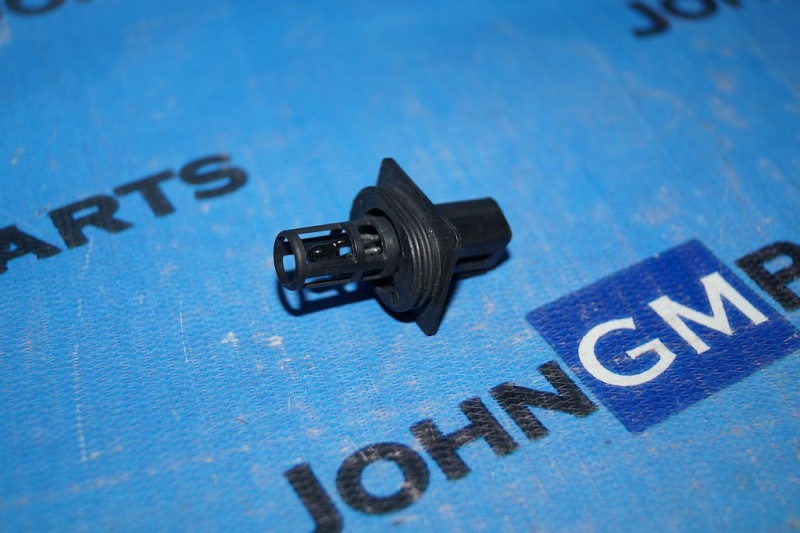 картинка Датчик температуры 15152429 Cadillac Escalade GMT800 от магазина JohnGMparts