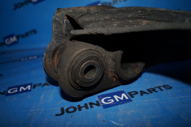 картинка Рычаг передний нижний правый 15777768 Chevrolet Blazer от магазина JohnGMparts